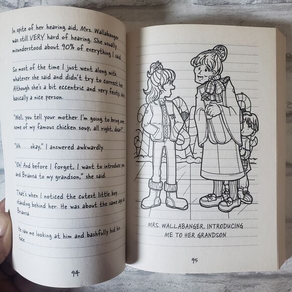 Bundle 4 Social Emotional Learning Fiction Books | Graphic Novels Girls - Picture 8 of 10